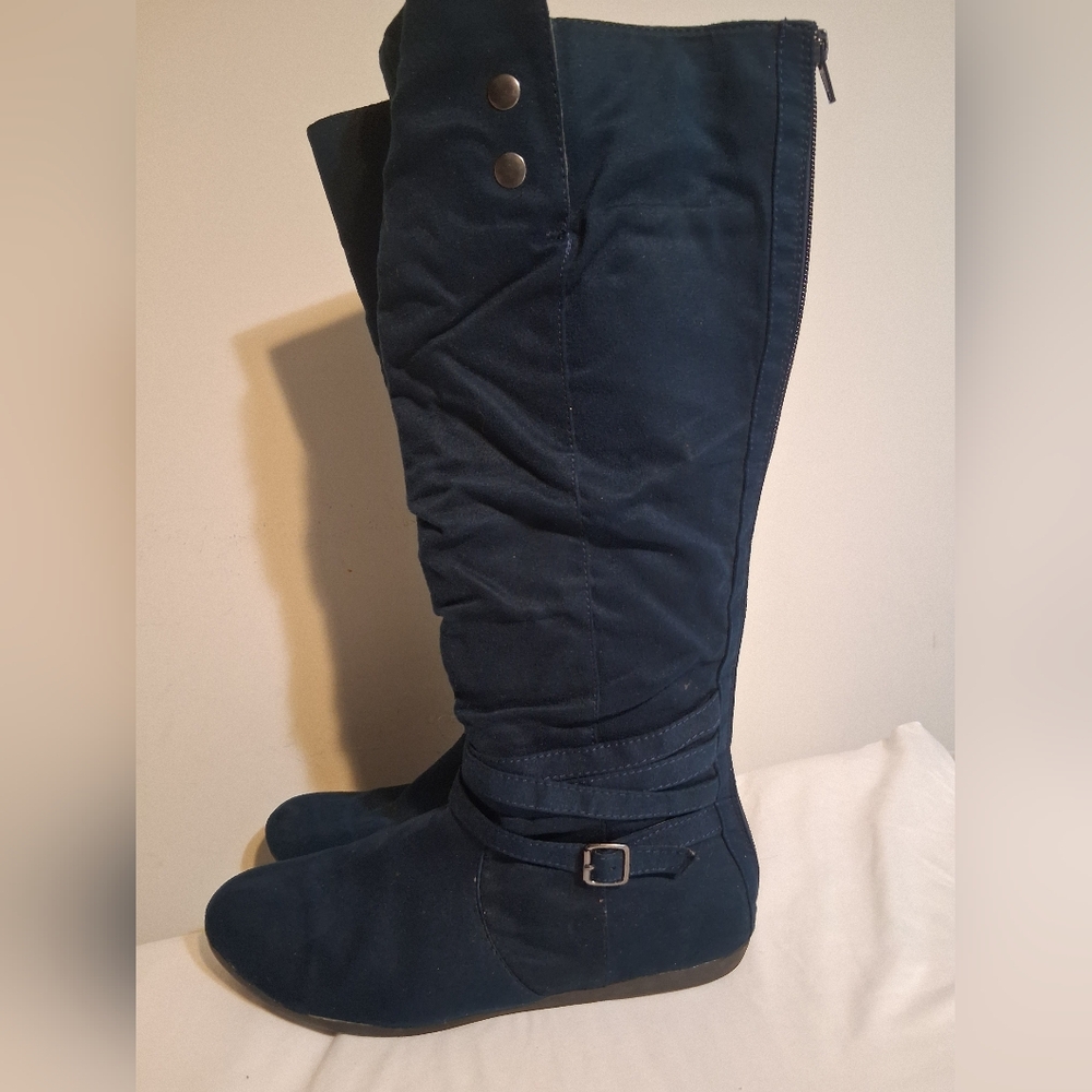Joe Boxer Faux Suede Women's Blue Boots - Robbie Style Size 10M
